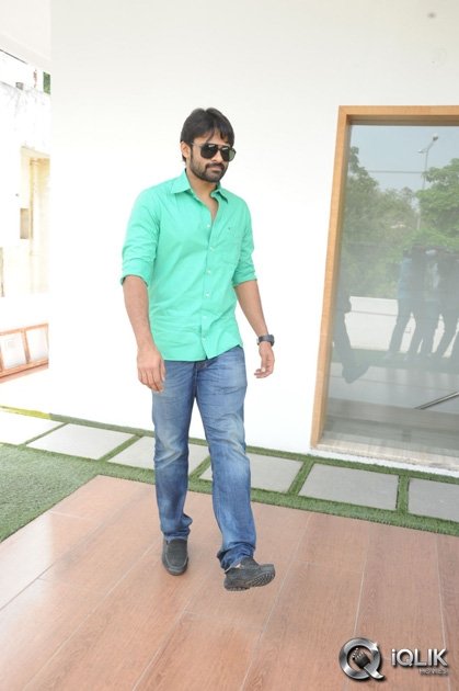 Sai-Dharam-Tej-Interview-About-Pilla-Nuvvu-Leni-Jeevitham